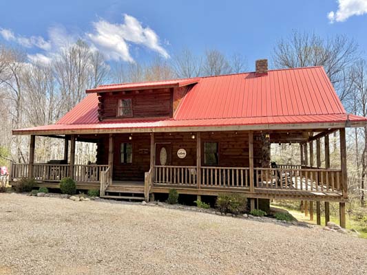 Lonestar Cabin for Rent in Hocking Hills Ohio